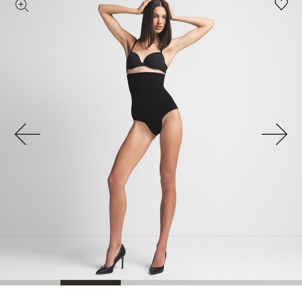 NWOT Skims high waisted seamless sculpt brief onyx 4xl/5xl
